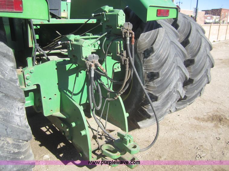 image for item B5616 1990 John Deere 8960 4WD tractor
