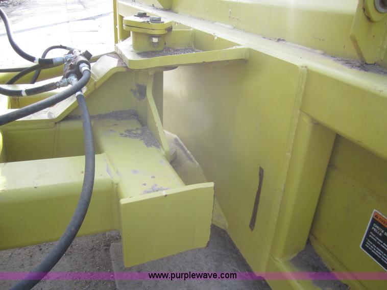 image for item B5617 Degelman 6900 four-way blade