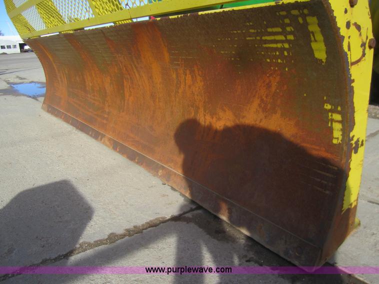 image for item B5617 Degelman 6900 four-way blade