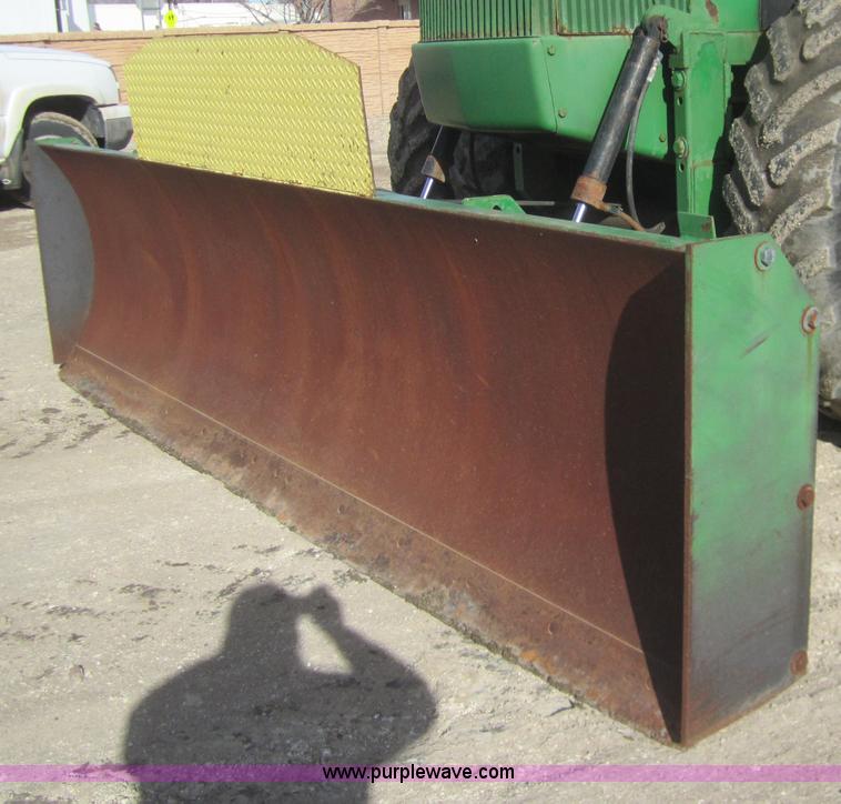 image for item B5619 Degelman/Deere 865 12' six-way blade