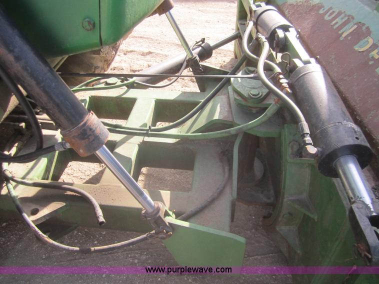 image for item B5619 Degelman/Deere 865 12' six-way blade