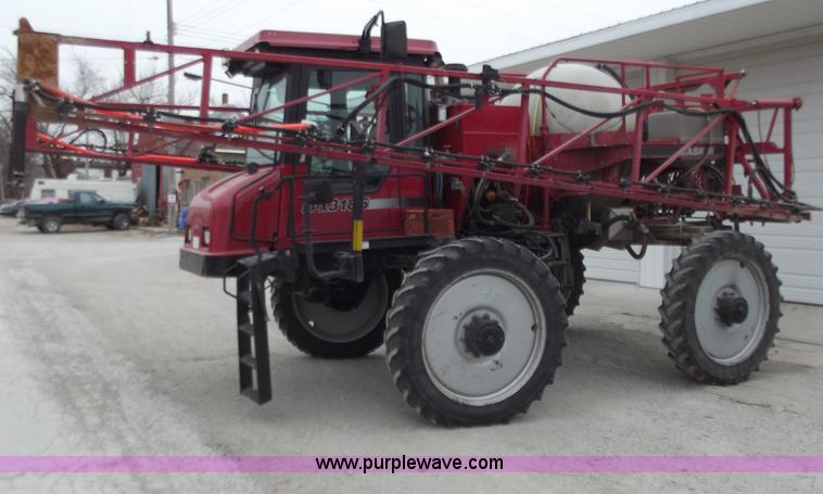 image for item B6154 2000 Case IH SPX3185 sprayer