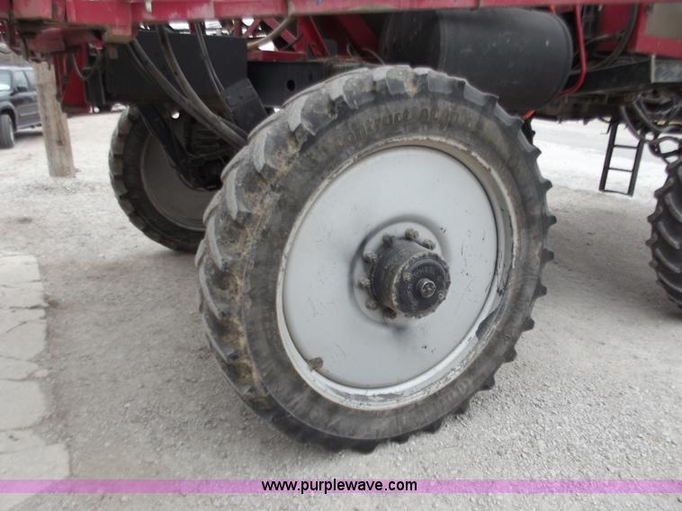 image for item B6154 2000 Case IH SPX3185 sprayer