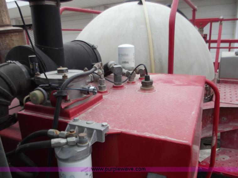 image for item B6154 2000 Case IH SPX3185 sprayer