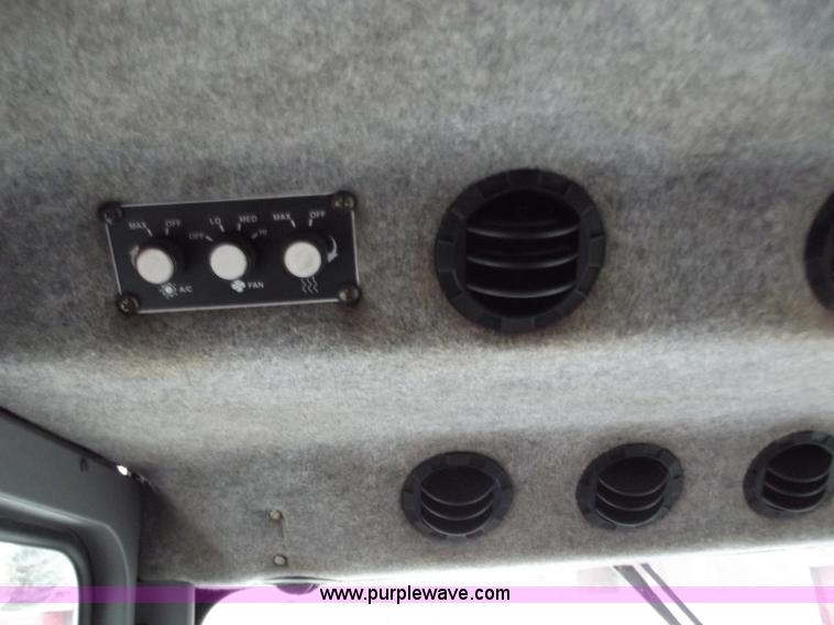 image for item B6154 2000 Case IH SPX3185 sprayer