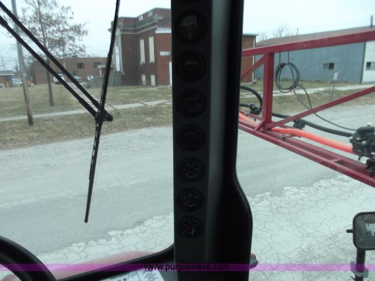image for item B6154 2000 Case IH SPX3185 sprayer