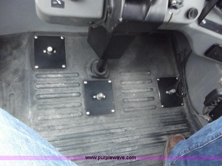 image for item B6154 2000 Case IH SPX3185 sprayer