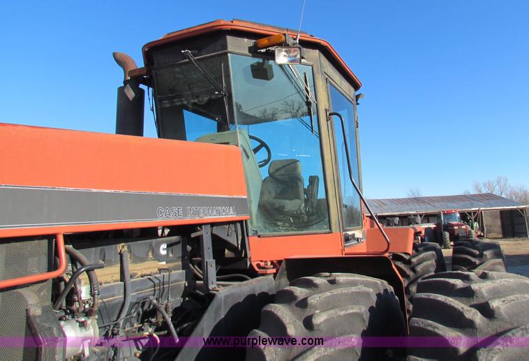 image for item B7051 1989 Case IH 9150 4WD tractor