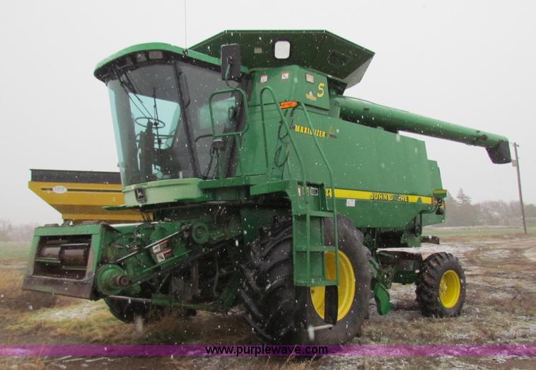 image for item B7093 1999 John Deere CTS II Maximizer combine