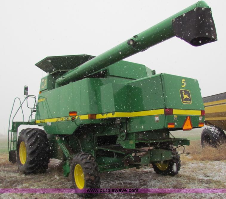 image for item B7093 1999 John Deere CTS II Maximizer combine
