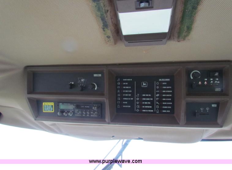 image for item B7093 1999 John Deere CTS II Maximizer combine