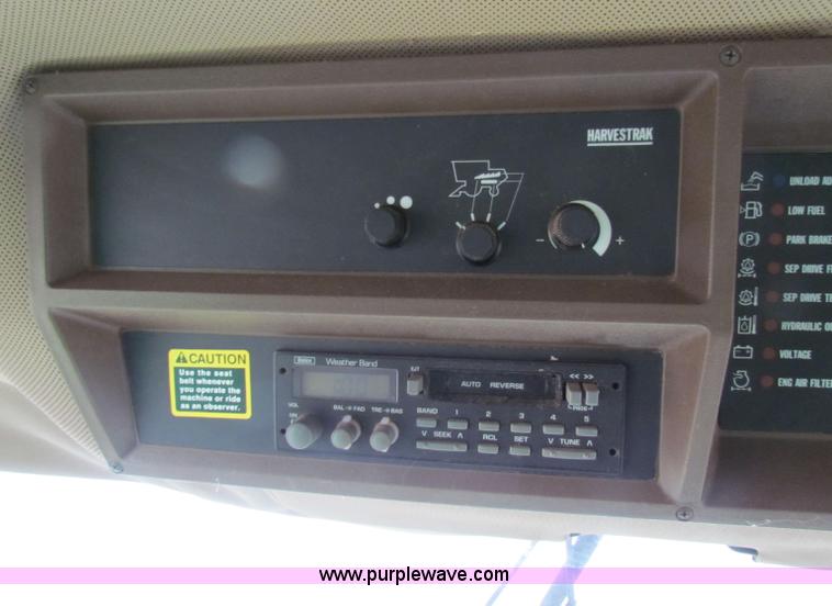 image for item B7093 1999 John Deere CTS II Maximizer combine