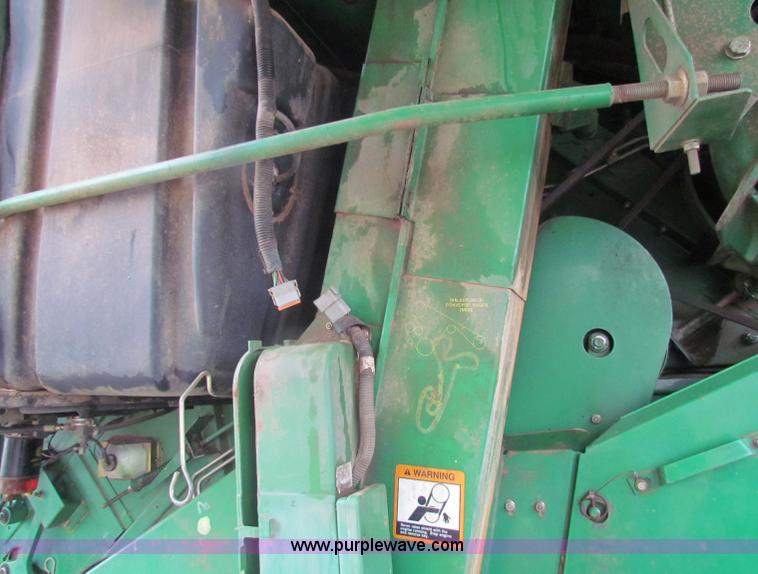 image for item B7093 1999 John Deere CTS II Maximizer combine