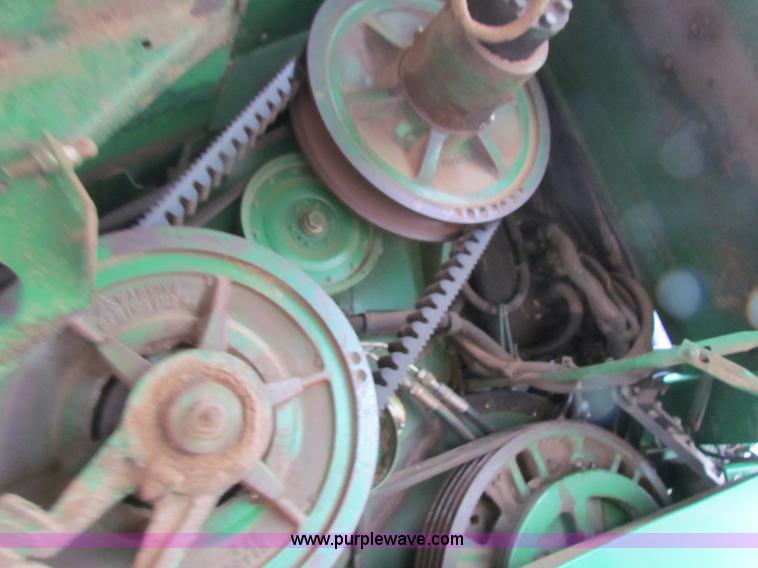 image for item B7093 1999 John Deere CTS II Maximizer combine