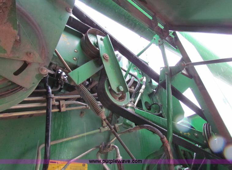 image for item B7093 1999 John Deere CTS II Maximizer combine