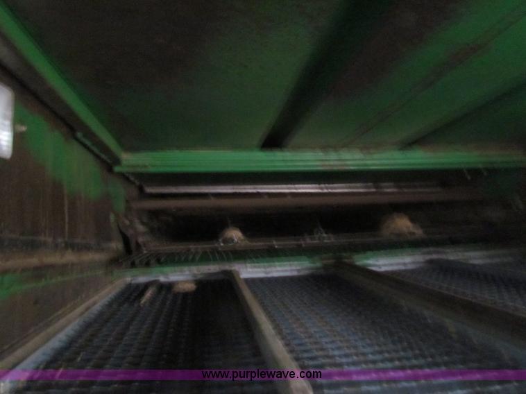 image for item B7093 1999 John Deere CTS II Maximizer combine