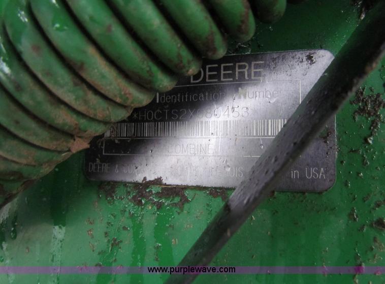 image for item B7093 1999 John Deere CTS II Maximizer combine