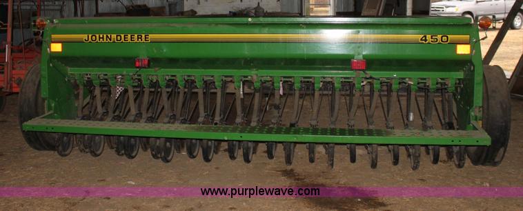 image for item B8973 1998 John Deere 450 21 row grain drill