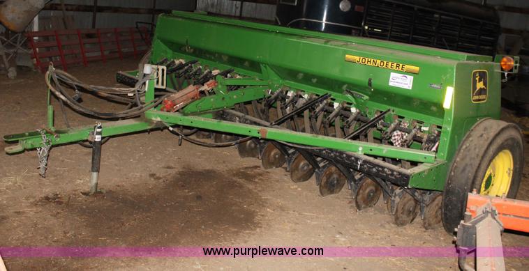image for item B8973 1998 John Deere 450 21 row grain drill