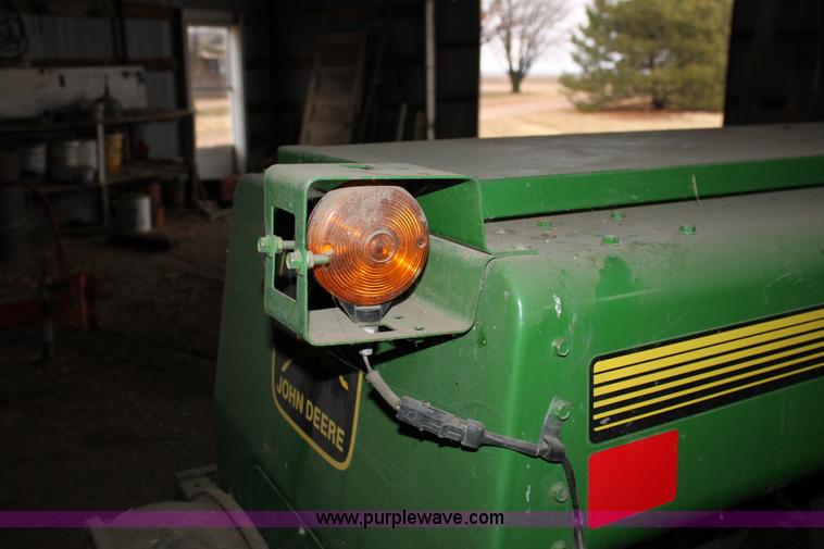 image for item B8973 1998 John Deere 450 21 row grain drill