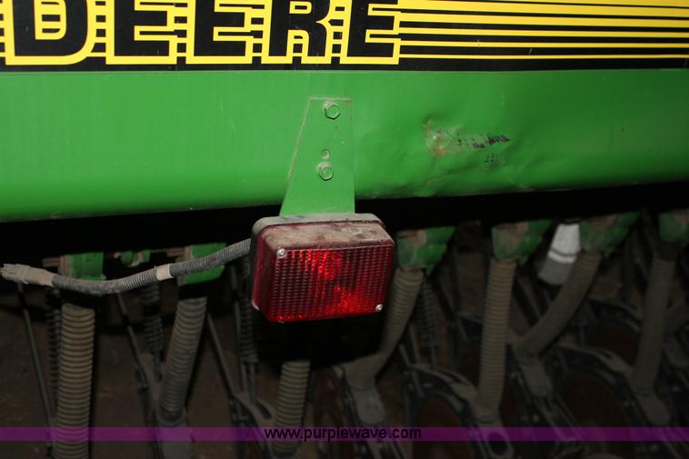 image for item B8973 1998 John Deere 450 21 row grain drill