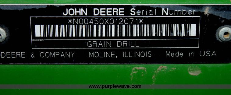 image for item B8973 1998 John Deere 450 21 row grain drill