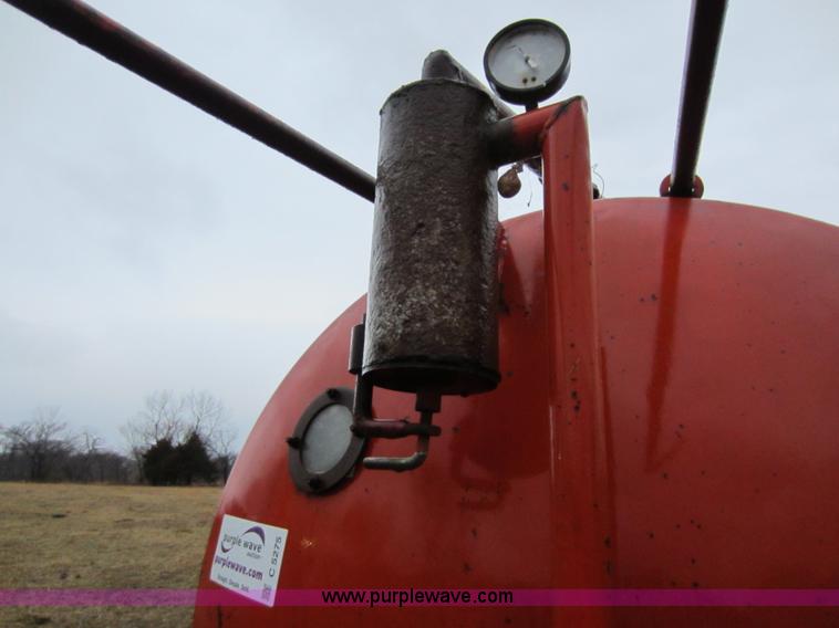 image for item C5275 1,500 gallon honey wagon