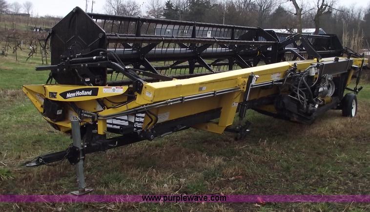 image for item C5959 2002 New Holland 94C 36' draper head