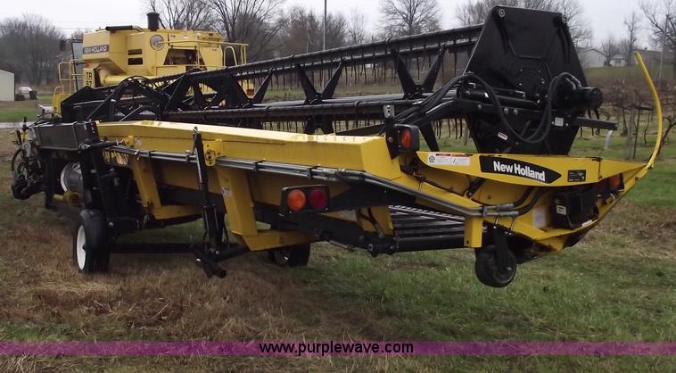 image for item C5959 2002 New Holland 94C 36' draper head