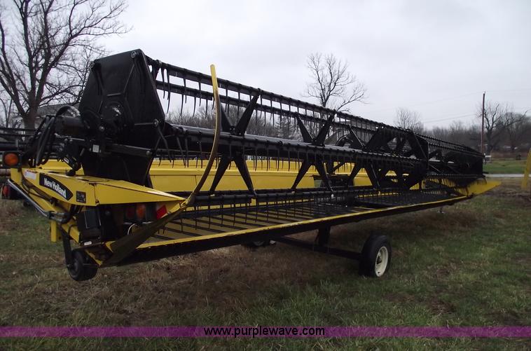image for item C5959 2002 New Holland 94C 36' draper head