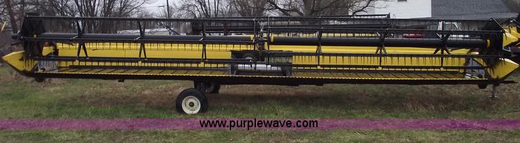 image for item C5959 2002 New Holland 94C 36' draper head
