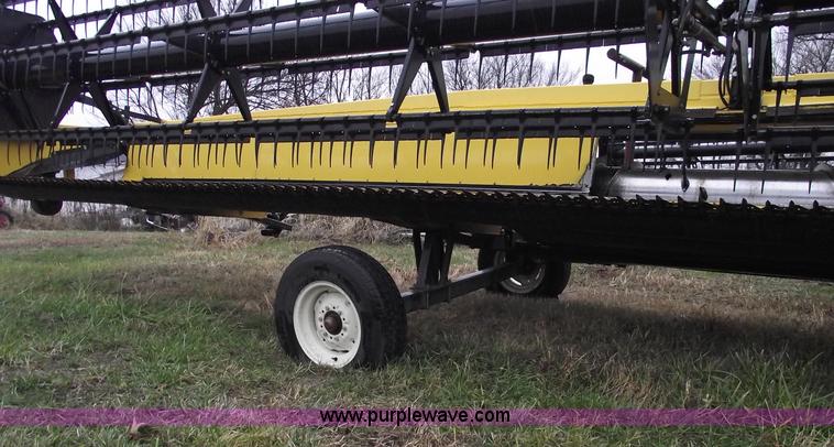 image for item C5959 2002 New Holland 94C 36' draper head