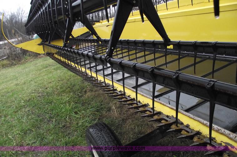 image for item C5959 2002 New Holland 94C 36' draper head