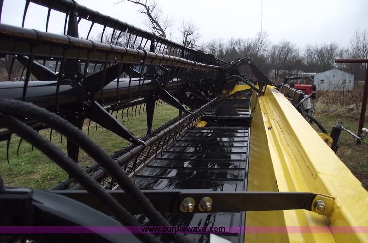 image for item C5959 2002 New Holland 94C 36' draper head