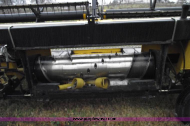 image for item C5959 2002 New Holland 94C 36' draper head