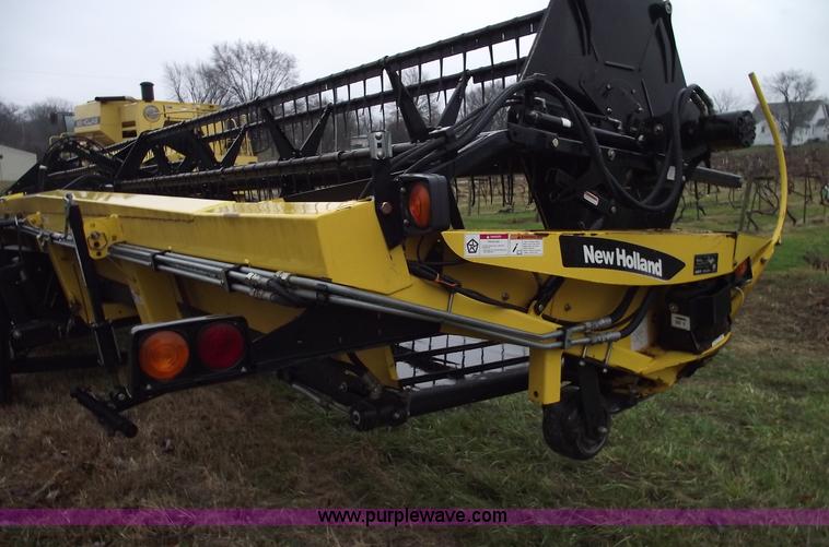 image for item C5959 2002 New Holland 94C 36' draper head