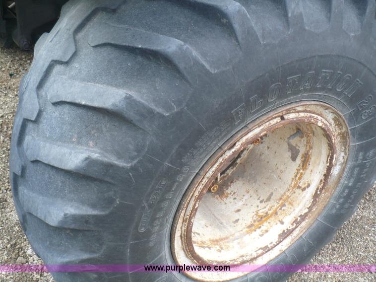 image for item C5974 1984 GMC Topkick 7000 sprayer truck