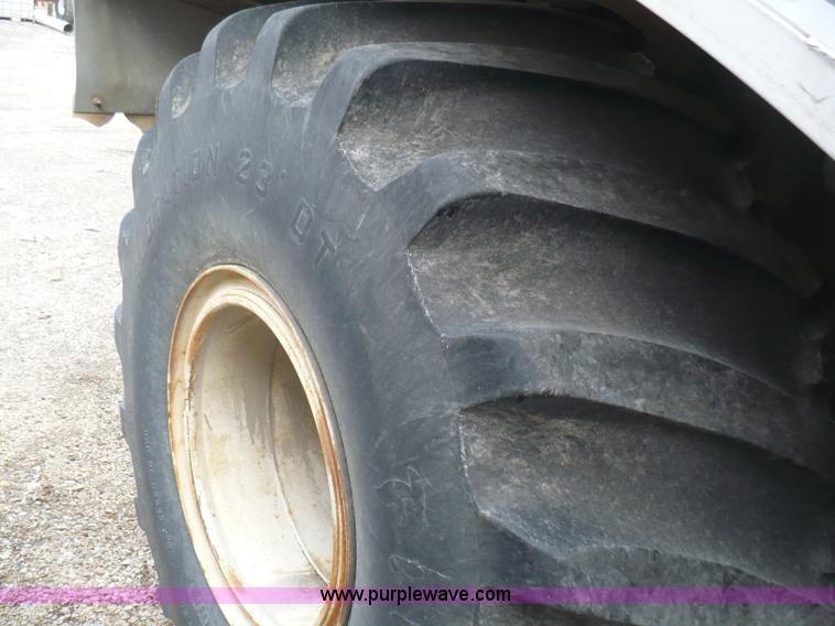 image for item C5974 1984 GMC Topkick 7000 sprayer truck