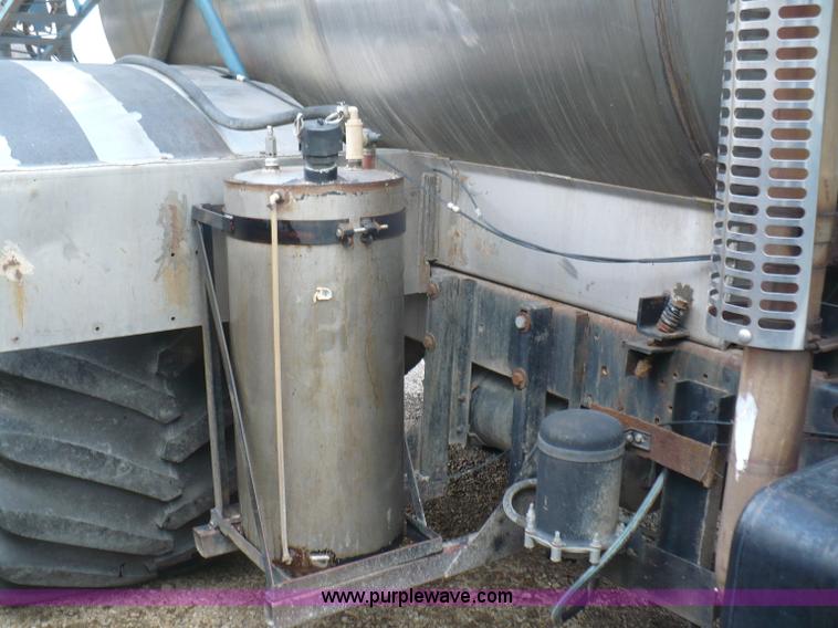 image for item C5974 1984 GMC Topkick 7000 sprayer truck