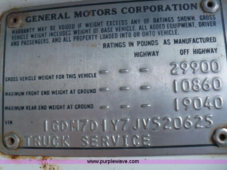 image for item C5974 1984 GMC Topkick 7000 sprayer truck