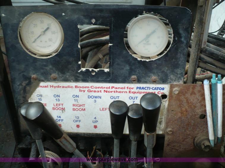 image for item C5974 1984 GMC Topkick 7000 sprayer truck