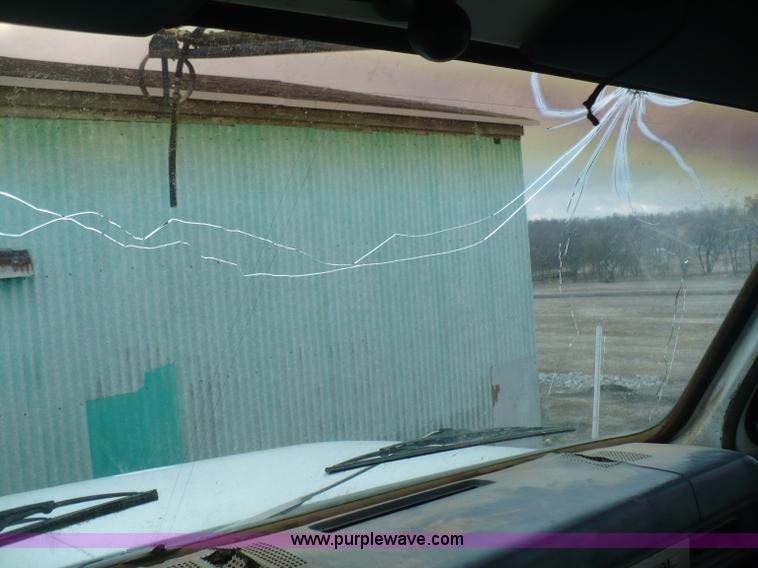 image for item C5974 1984 GMC Topkick 7000 sprayer truck