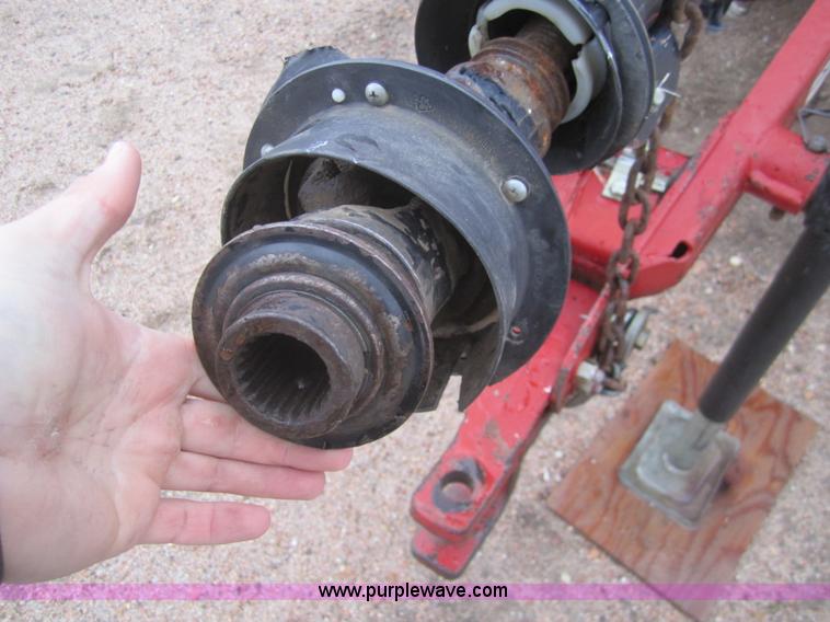 image for item C9902 New Holland BR780A round baler