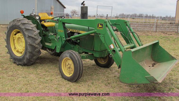 image for item D3008 1980 John Deere 2240 tractor