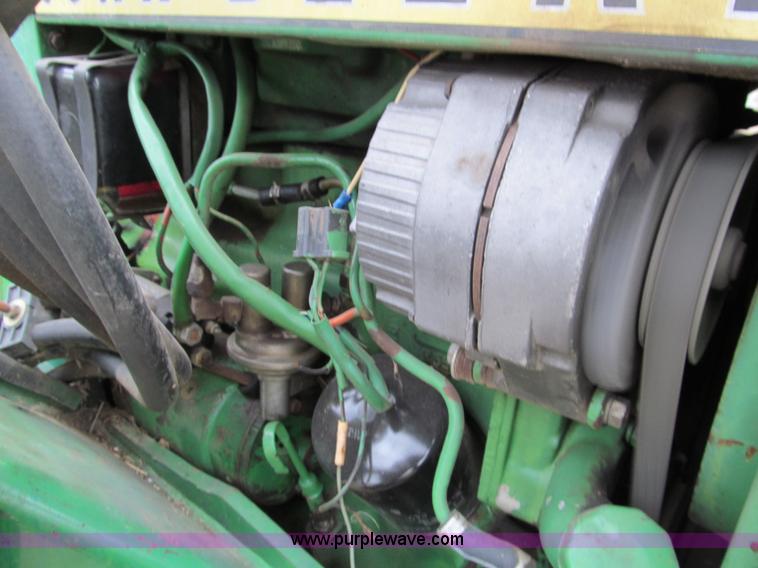 image for item D3008 1980 John Deere 2240 tractor