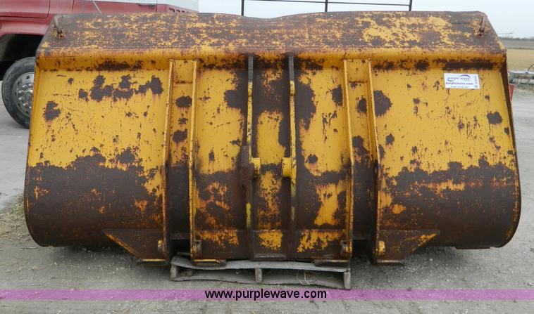 image for item D8741 Steel loader bucket
