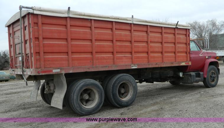 image for item D8743 1980 Chevrolet C70 dump truck