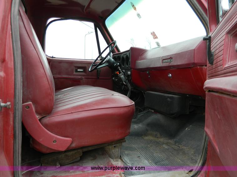 image for item D8743 1980 Chevrolet C70 dump truck