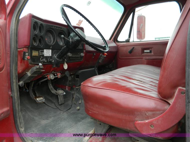 image for item D8743 1980 Chevrolet C70 dump truck