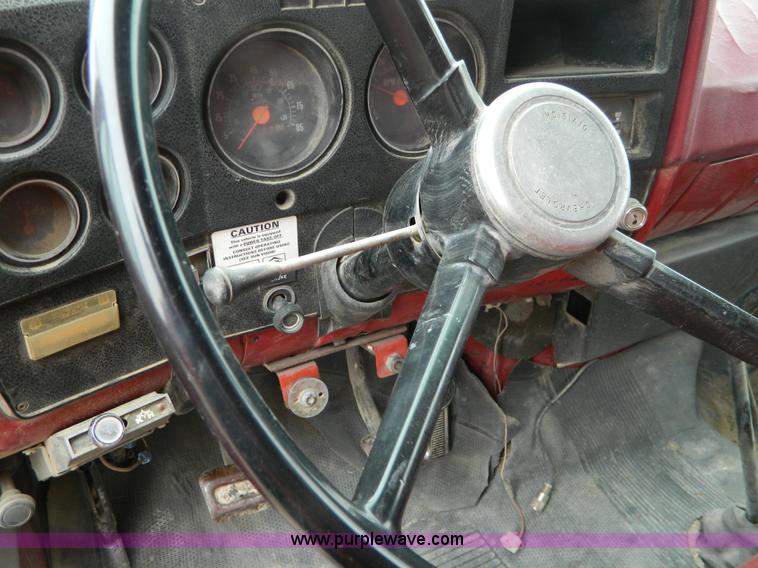 image for item D8743 1980 Chevrolet C70 dump truck